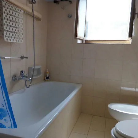 Hébergement de vacances Casa Elena *