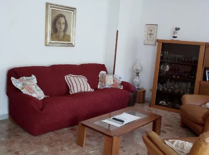 בית נופש Casa Elena Amaroni